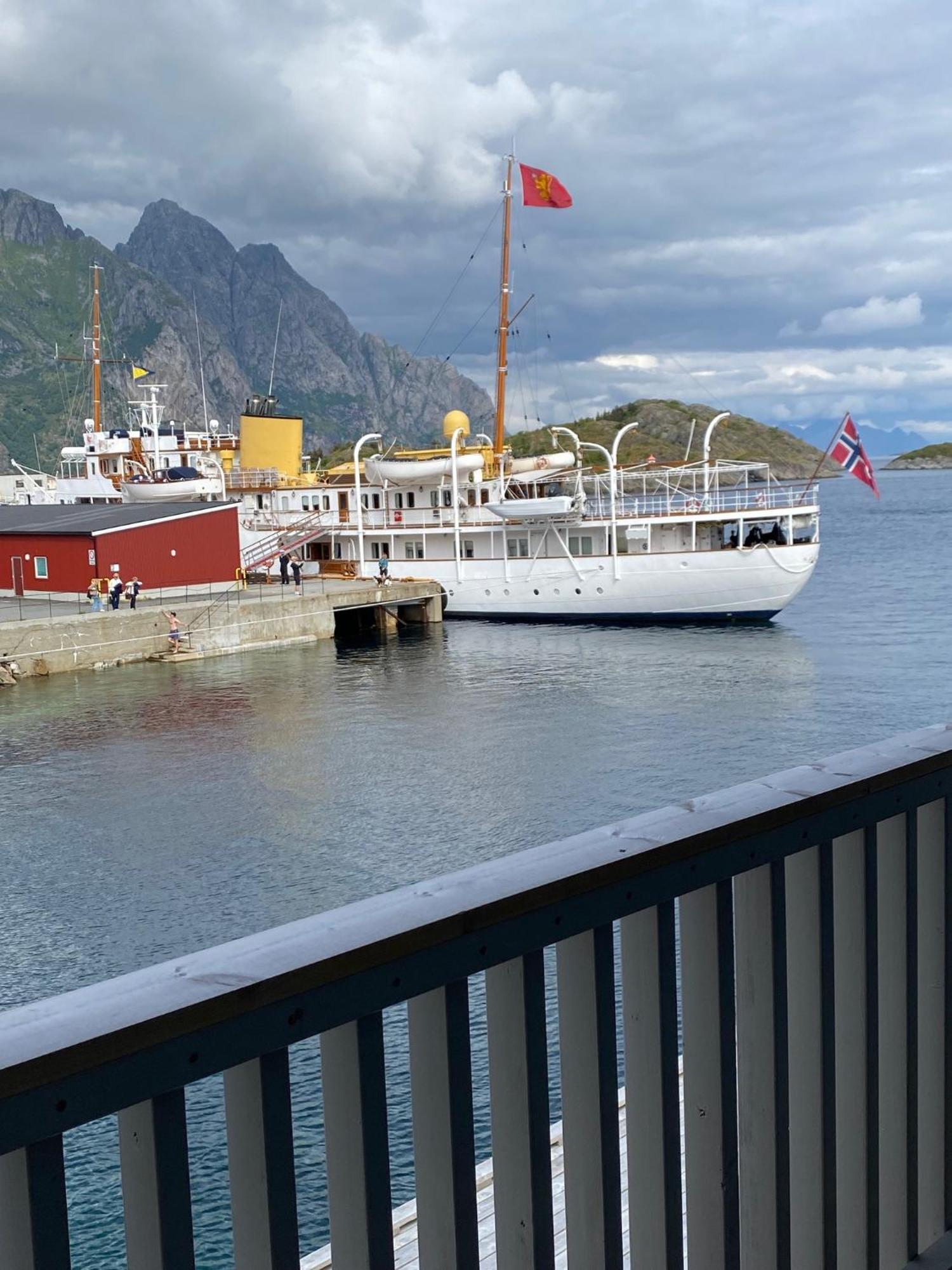 Ny Leilighet I Henningsvaer! Εξωτερικό φωτογραφία