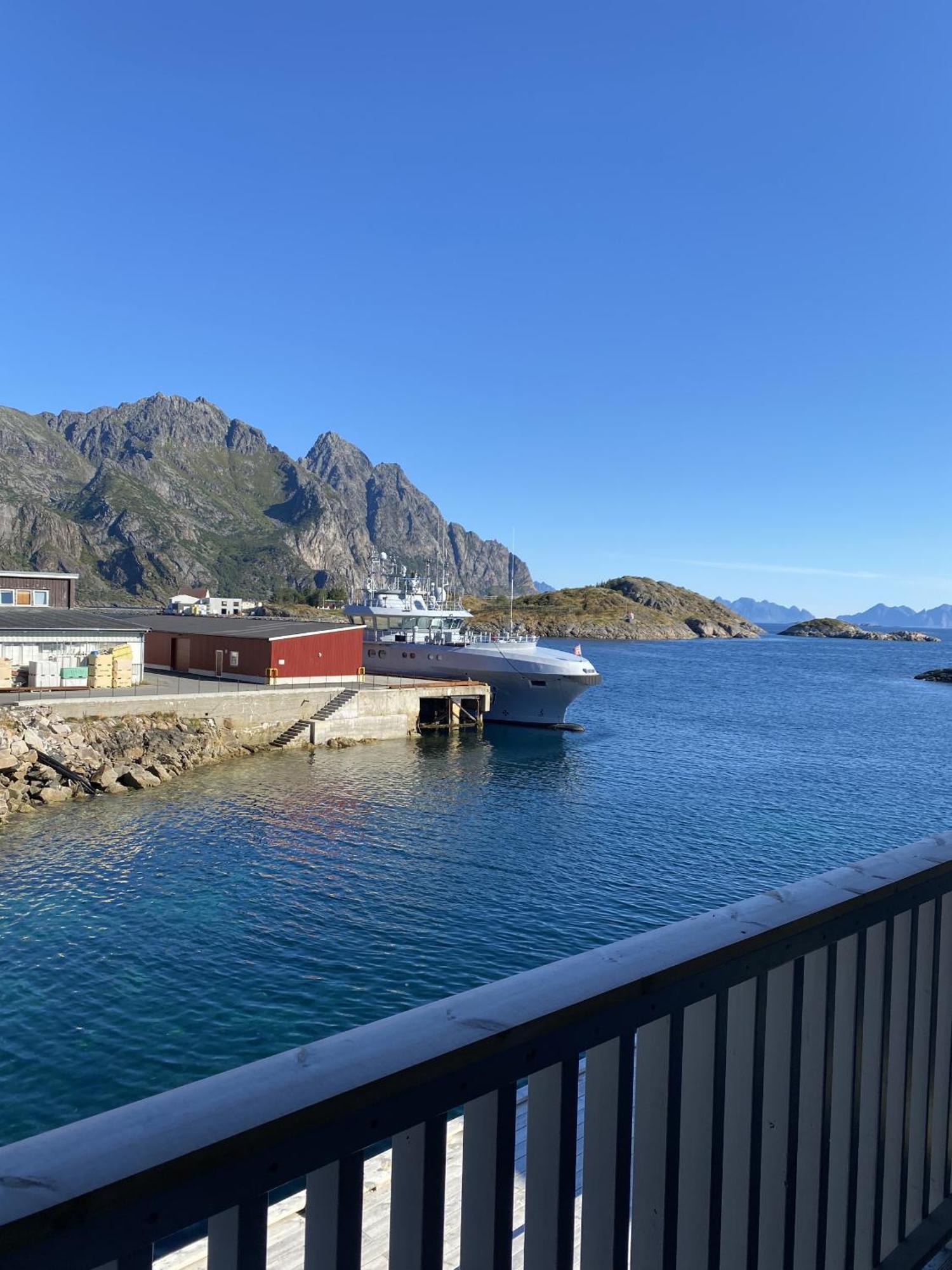 Ny Leilighet I Henningsvaer! Εξωτερικό φωτογραφία